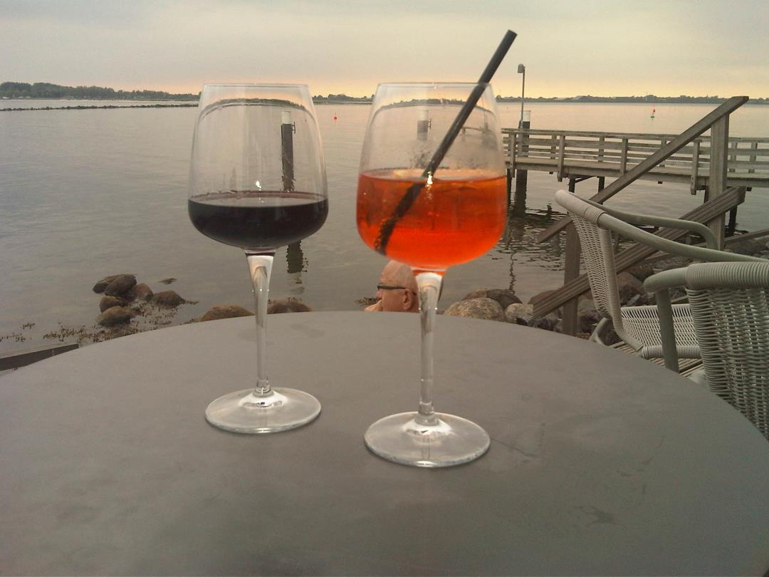 Sundowner am Café Sorgenfrei