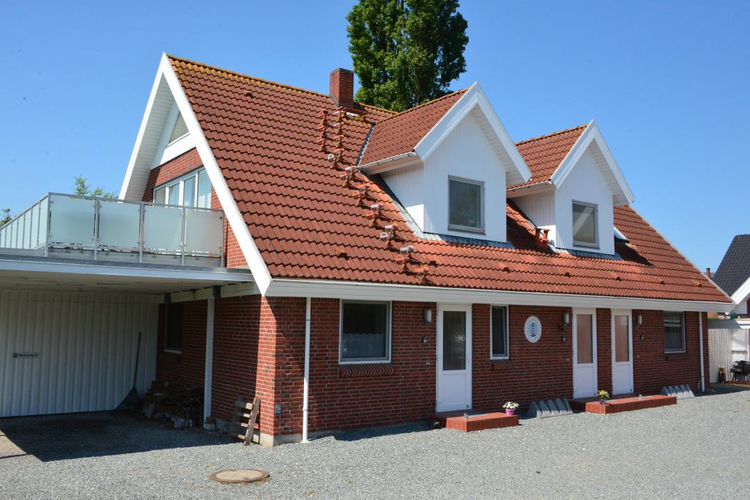 Carport direkt neben der Wohnung