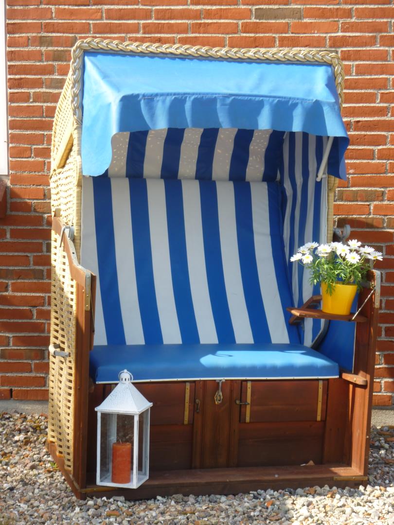 Strandkorb im Hof